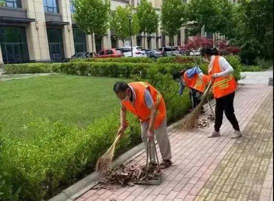 必一体育下载园林绿化养护中心加强环境卫生必一体育官网下载整治 助推创建国家生态园林城市(图1)