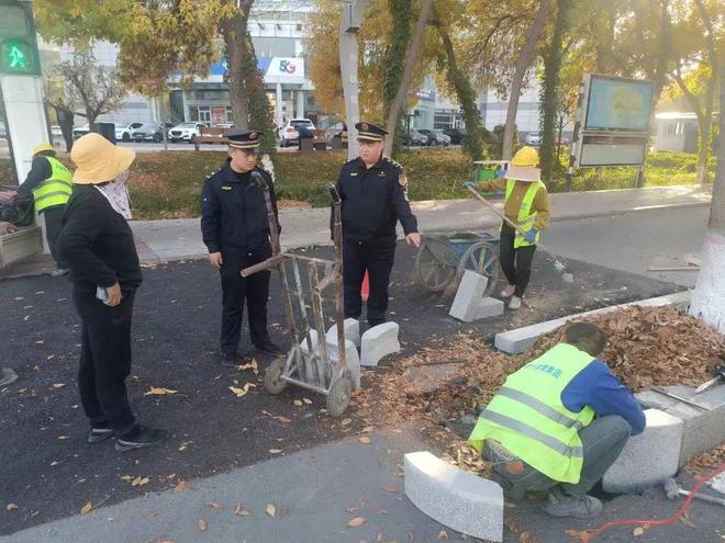 园林绿化养护中必一体育心开展必一体育官网下载夏秋季爱国下载卫生运动(图2)